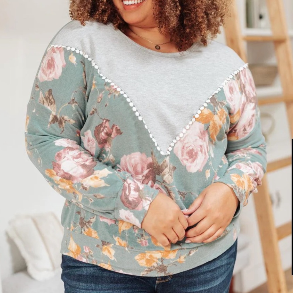 Grey Blue Floral Lace Trim Top